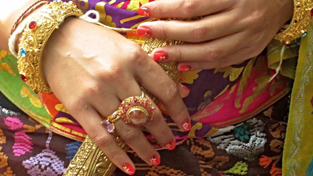 šperky balijské nevěsty