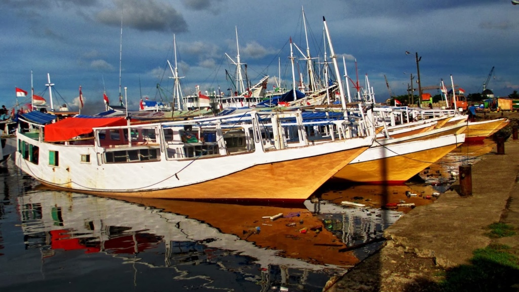 Makassarský přístav Poetero