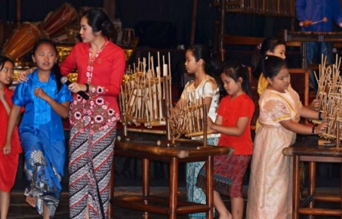 Angklung – hudební klenot ze Západní Jávy